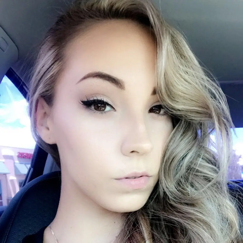 sashafoxxx OnlyFans Leaks