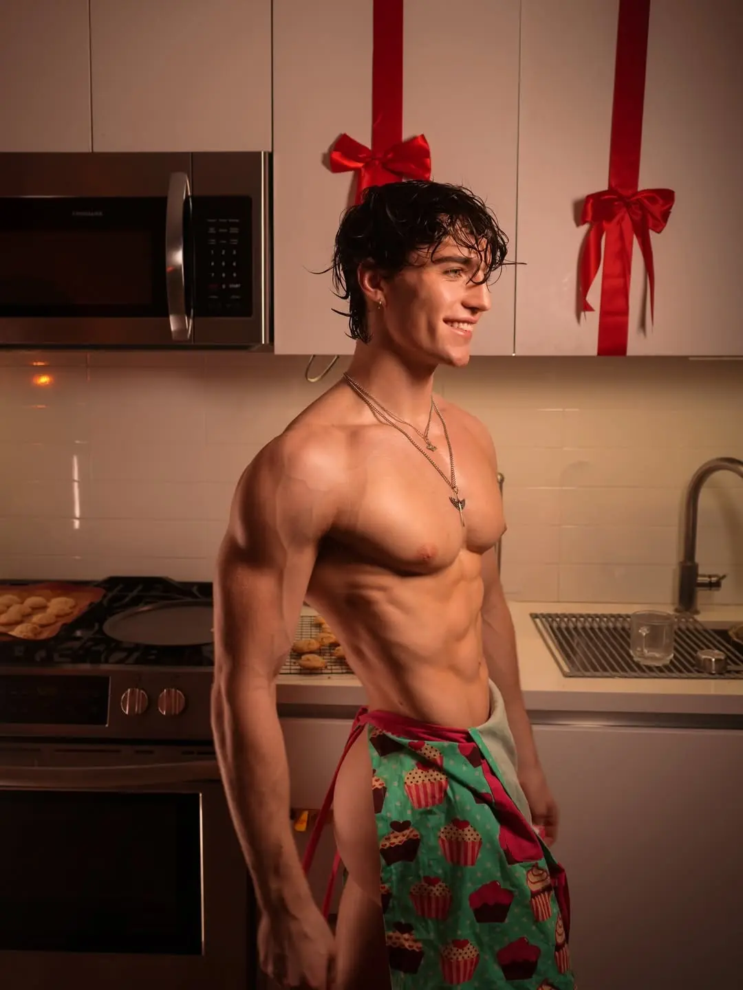 muscle twunk bubble butt