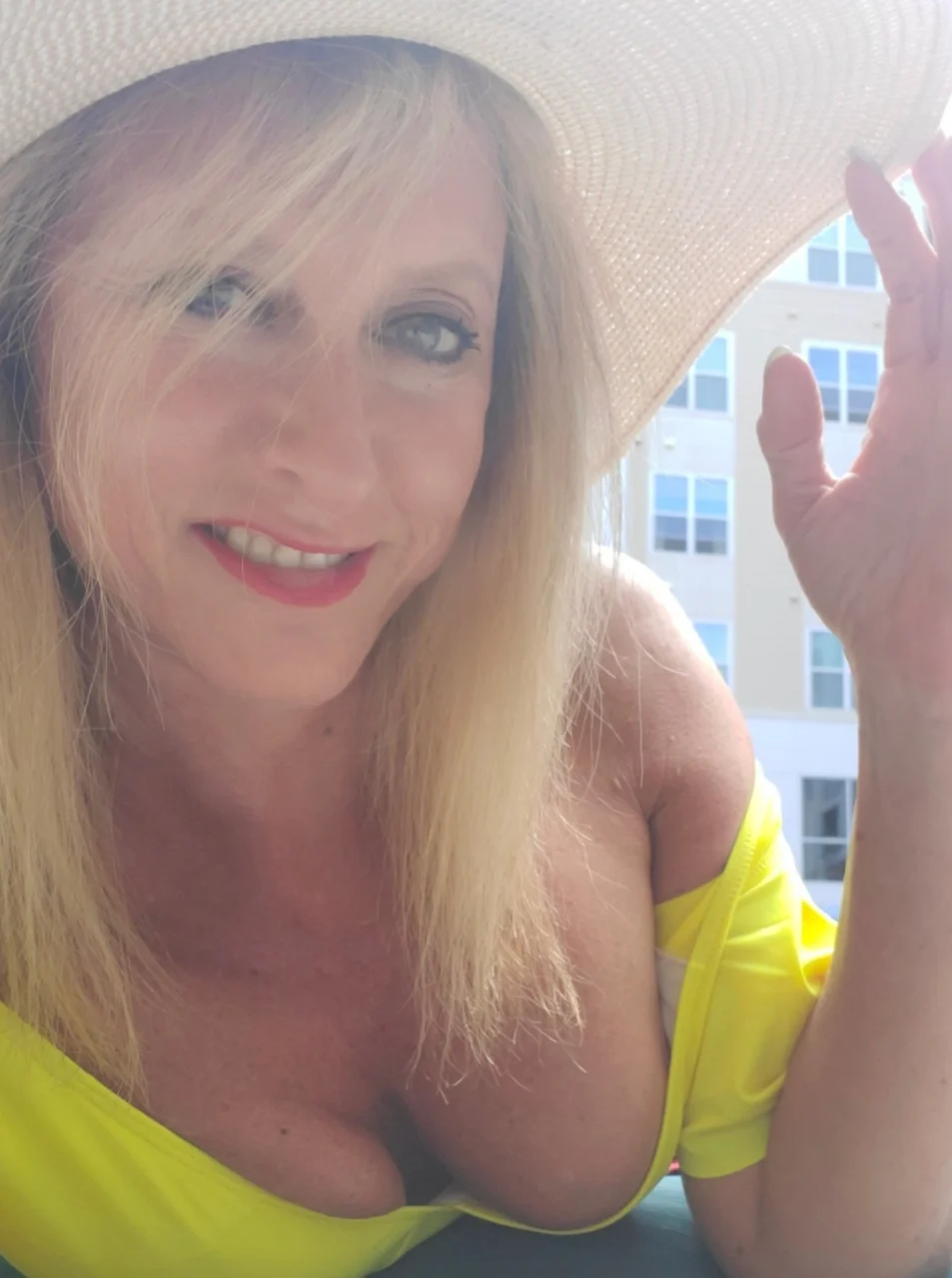 rebafitness OnlyFans Leaks