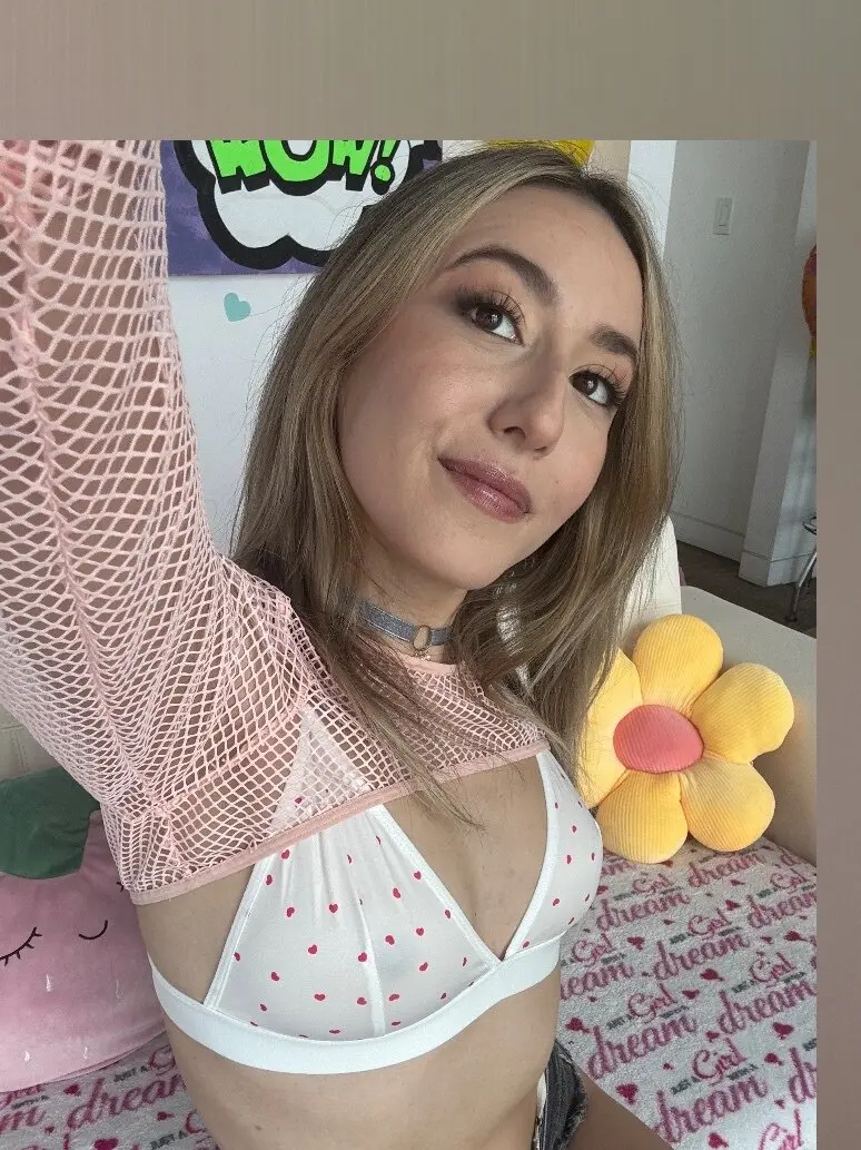 sweetsophiax OnlyFans Leaks