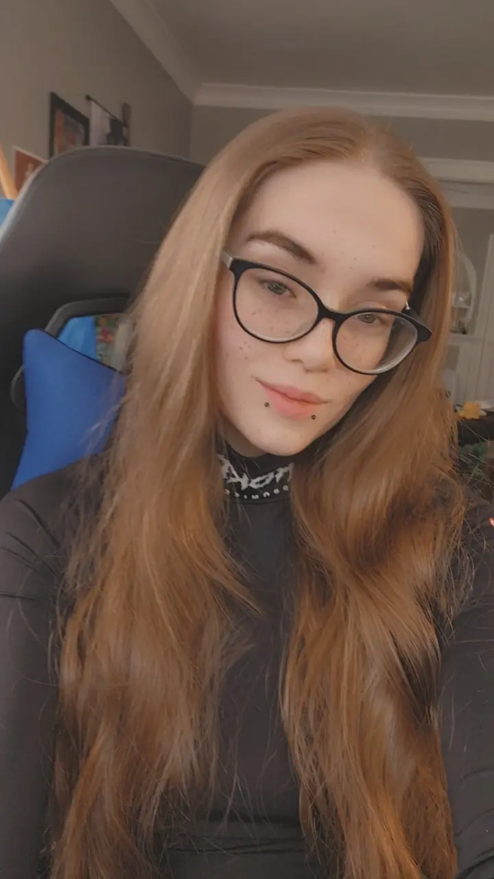 izzy_hellbourne Onlyfans Leaks