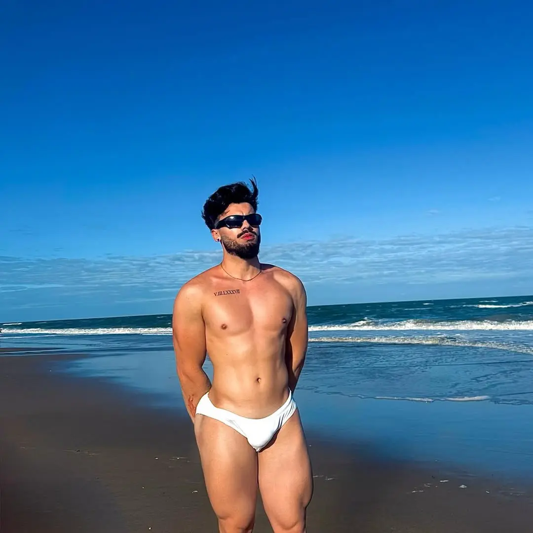 Brazilian male model in Speedo VPL 